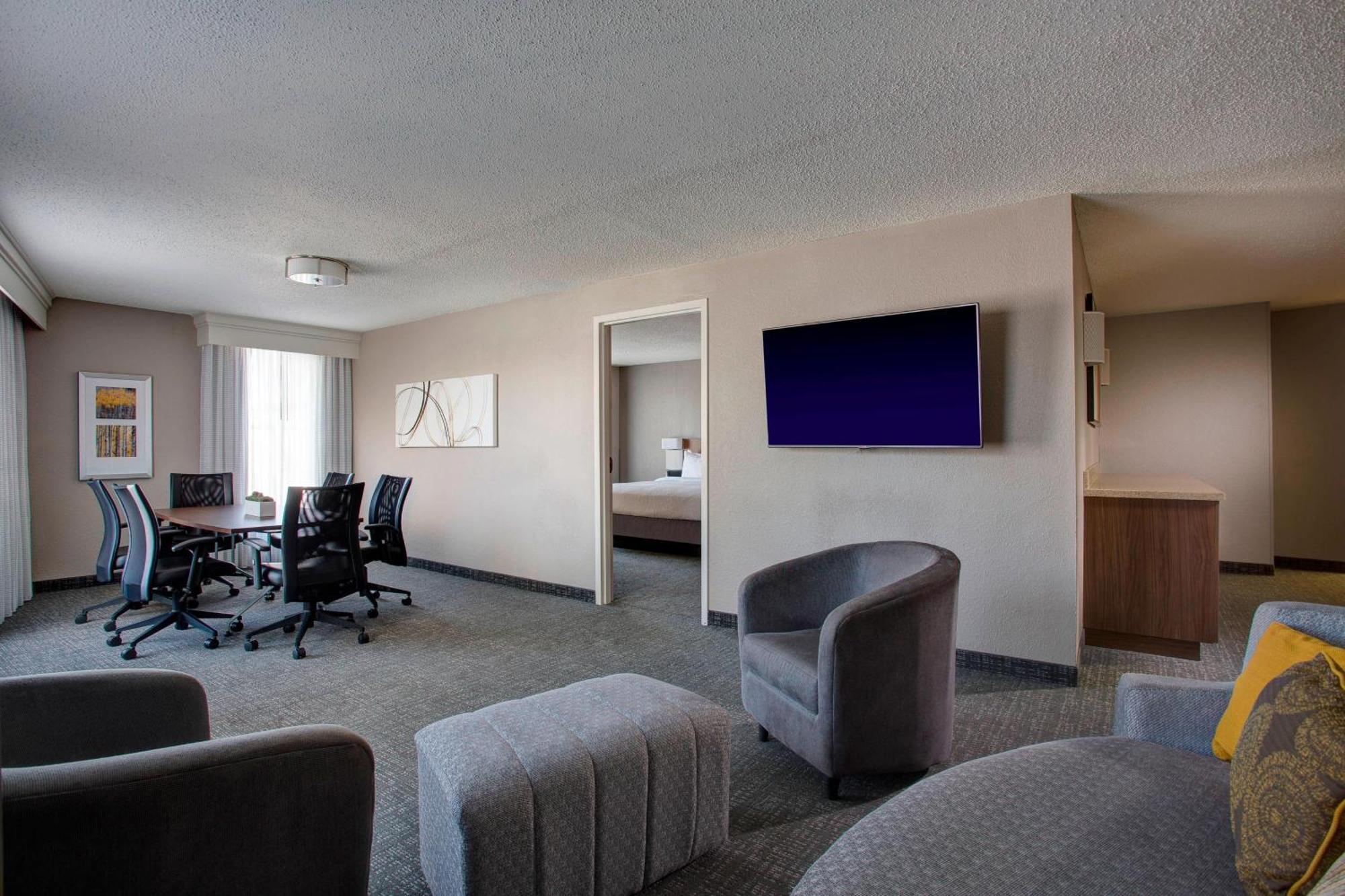 Courtyard By Marriott New Orleans Warehouse Arts District Hotel Ngoại thất bức ảnh