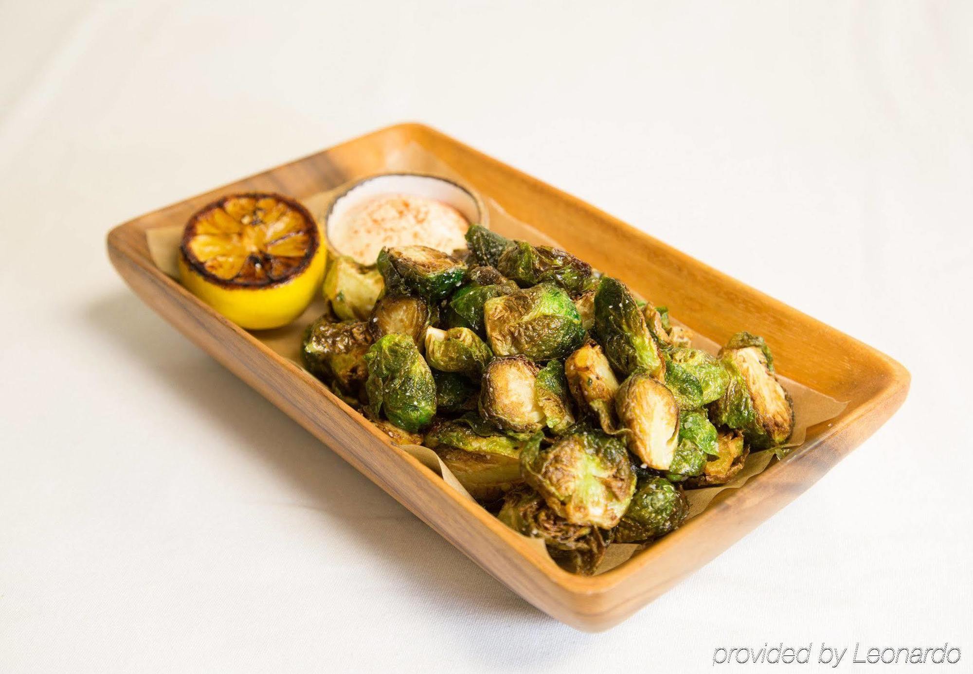 Courtyard By Marriott New Orleans Warehouse Arts District Hotel Ngoại thất bức ảnh
